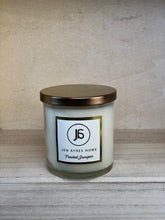 Load image into Gallery viewer, FROSTED JUNIPER Signature 10oz